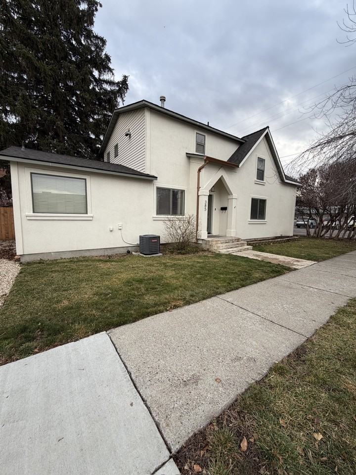 385 East 2nd South Street #1 - Photo 3 of 42