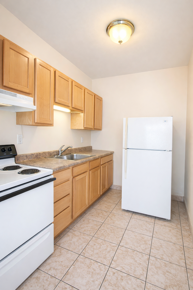 326 MELWOOD AVENUEAPT 1A #326-1A - Photo 3 of 8