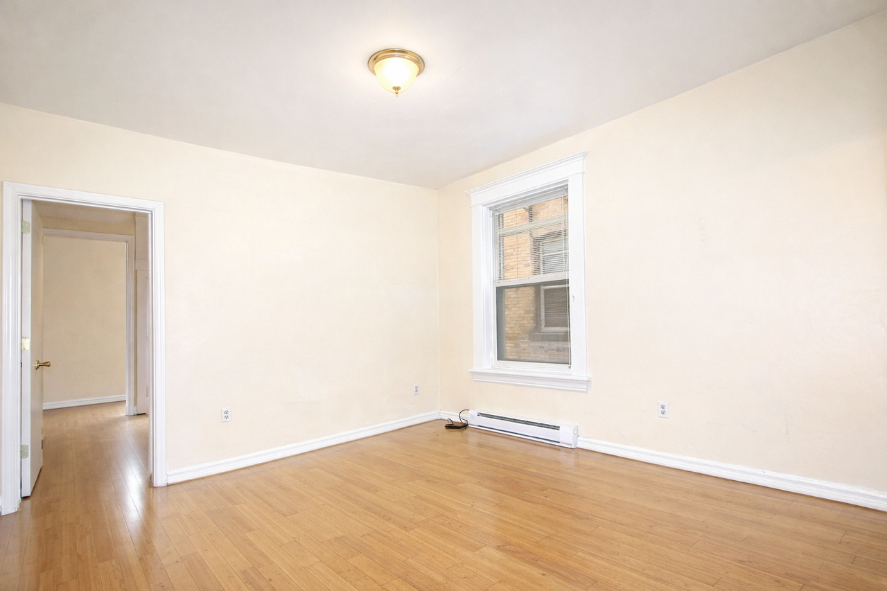 326 MELWOOD AVENUEAPT 1A #326-1A - Photo 4 of 8