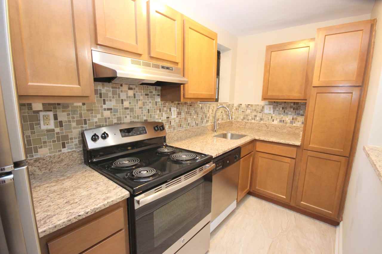 5925 FIFTH AVENUEAPT G-1 #G01 - Photo 5 of 9