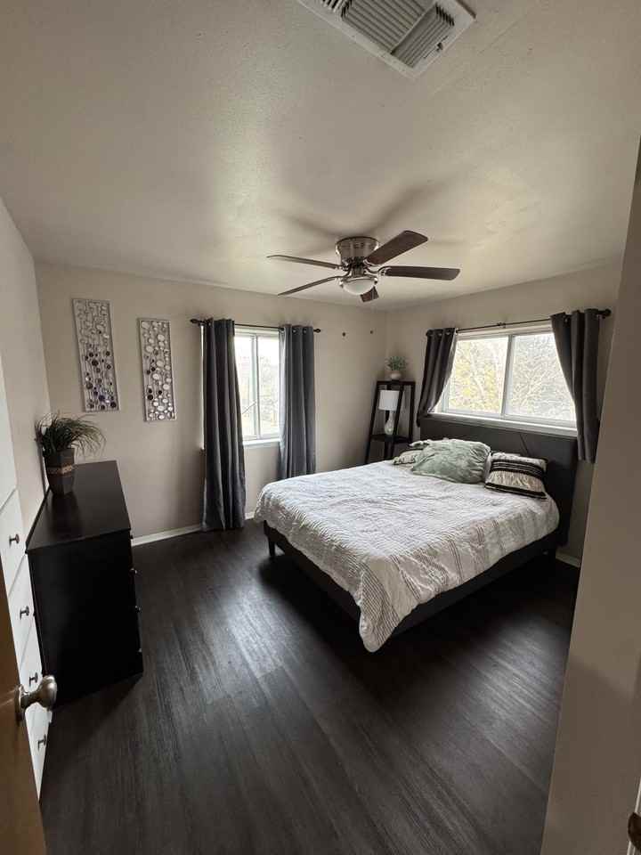 406 Greycliff Dr #1 - Photo 4 of 6