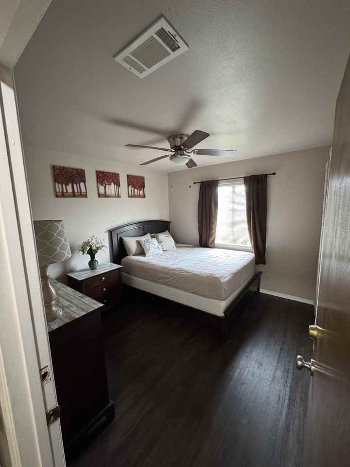 406 Greycliff Dr #1 - Photo 5 of 6