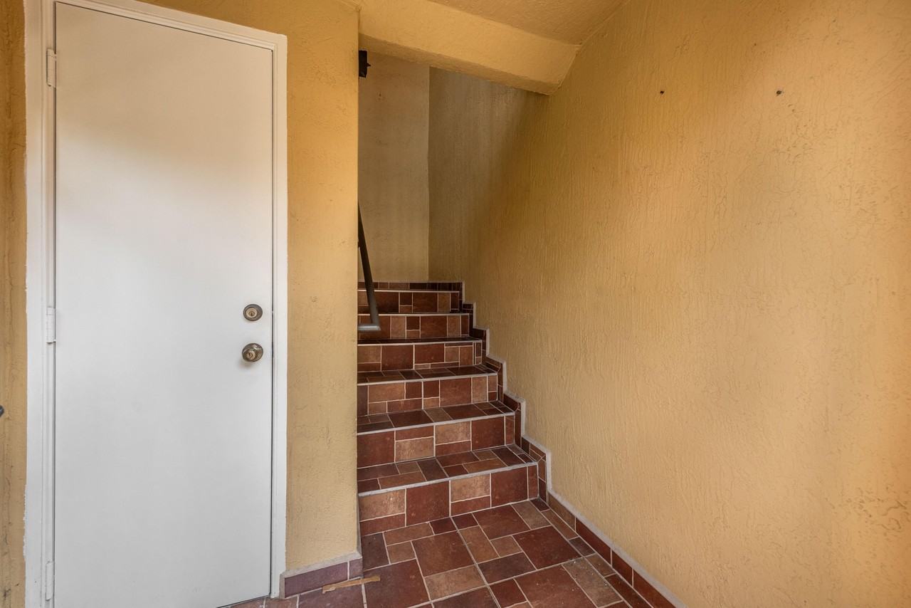 3557 Forest Hill Blvd #54 - Photo 4 of 35