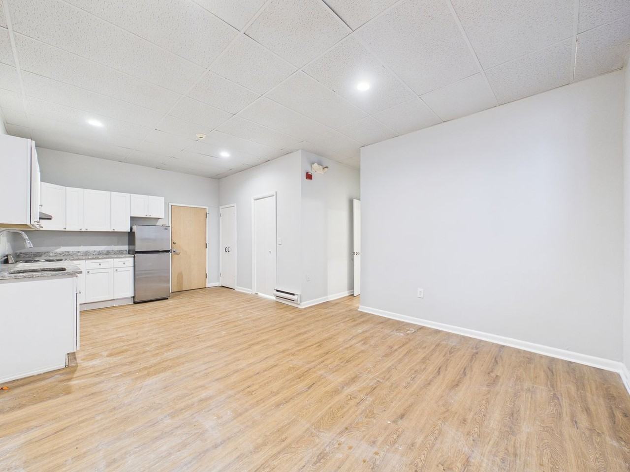 Morris Apartments - Photo 5 of 29