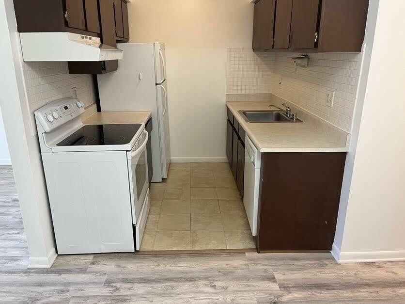 31914 Harper Avenue - 1Unit 8 #1 - Photo 5 of 10