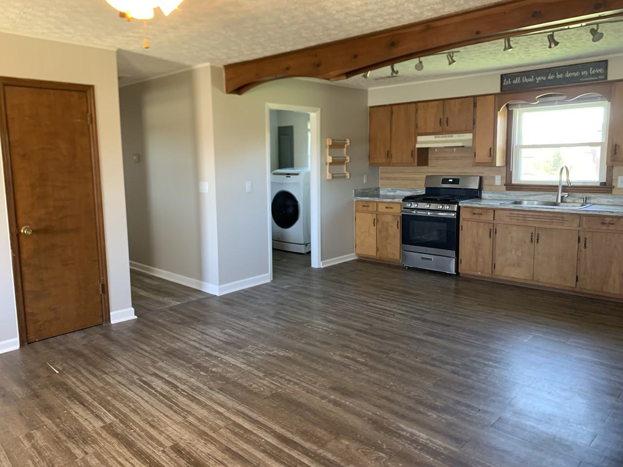 543 Eden Rd #1 - Photo 4 of 20