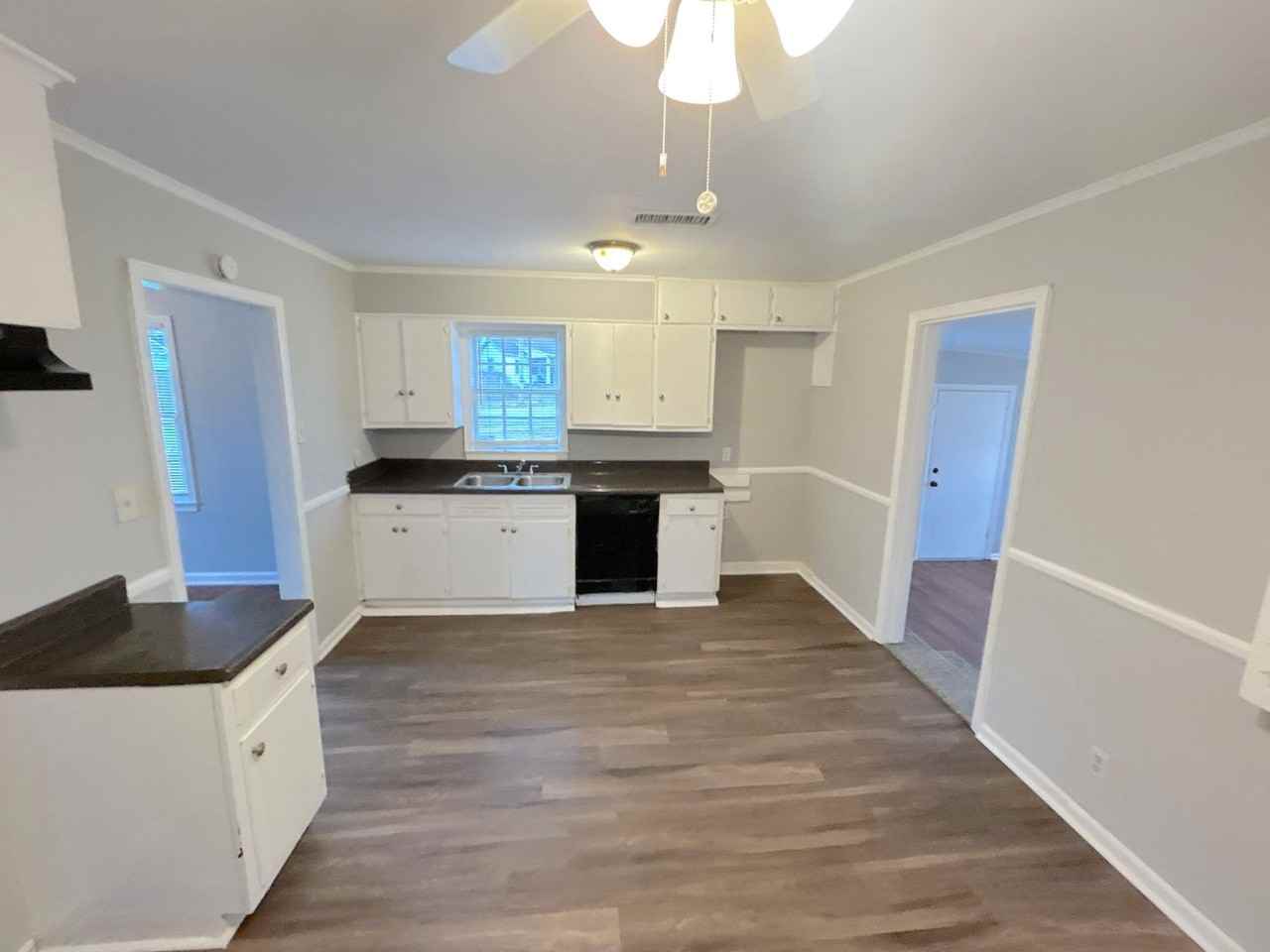 1115 Echles St - Photo 2 of 11