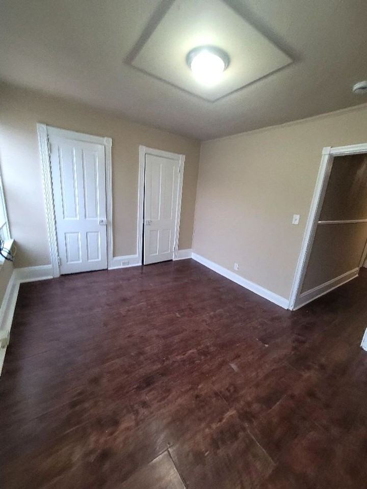 660 Columbia Ave - Photo 6 of 7