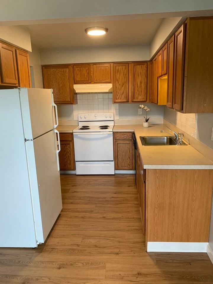 ES2275 -Eagle Rock Apartments - Photo 5 of 37