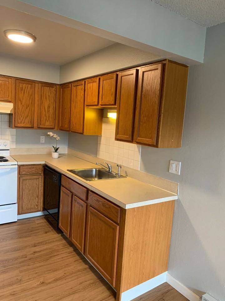 ES2275 -Eagle Rock Apartments - Photo 6 of 37