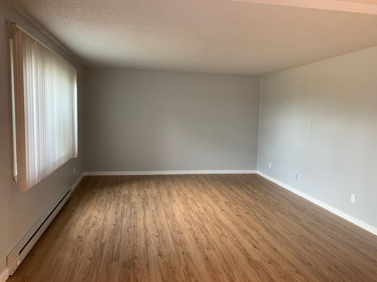 ES2275 -Eagle Rock Apartments - Photo 7 of 37