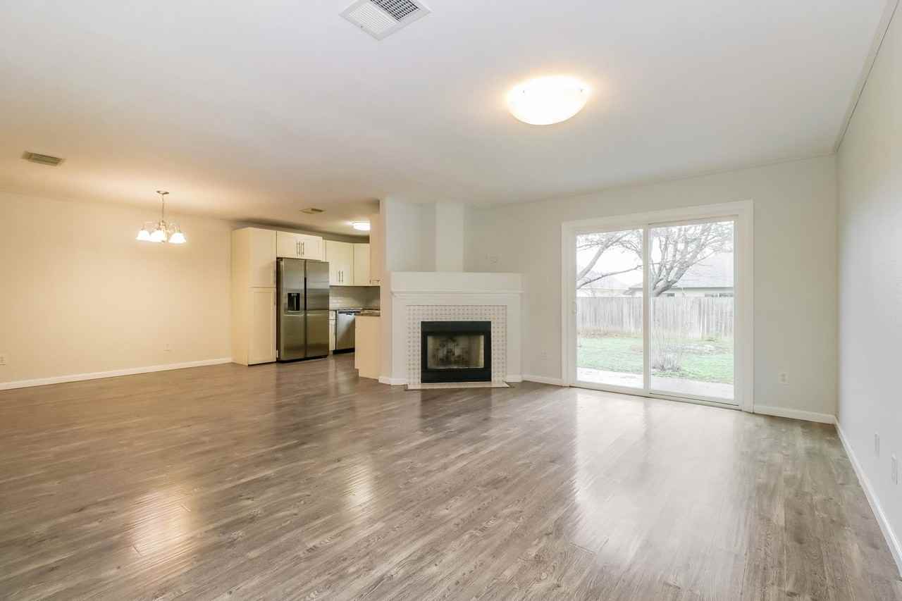 3503 Walleye Way - Photo 5 of 19