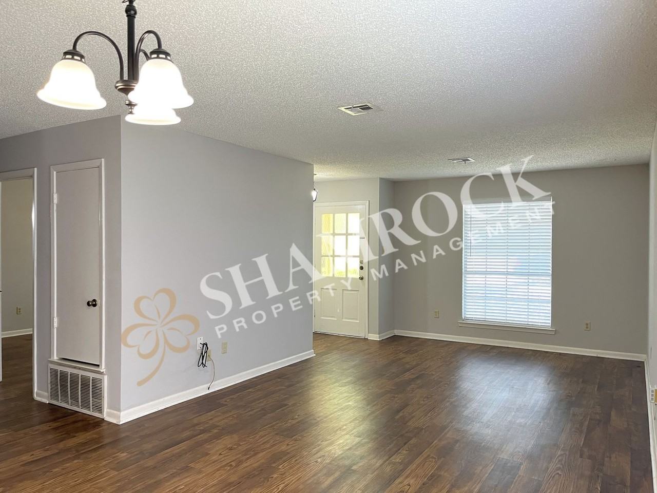 6621 Dunn St - Photo 2 of 15