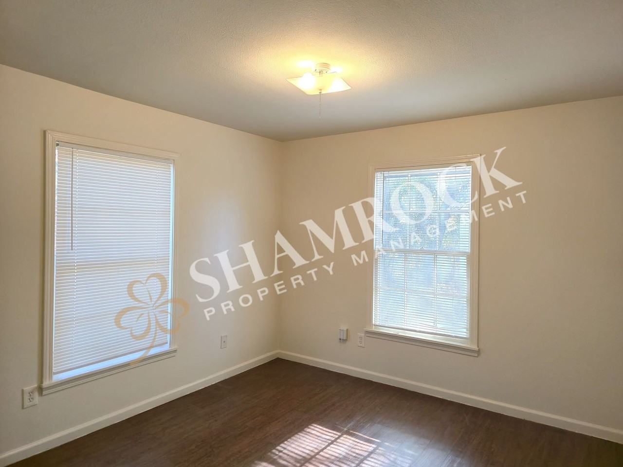 3512 Windsor Ave - Photo 6 of 6