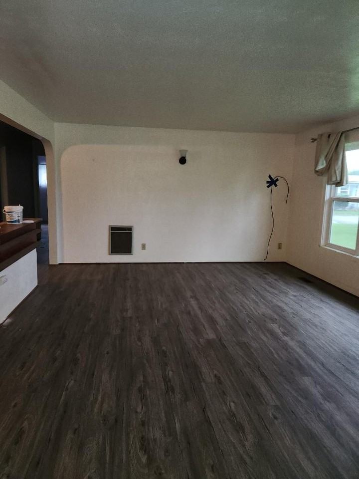 37243 Meredith Dr - Photo 3 of 22