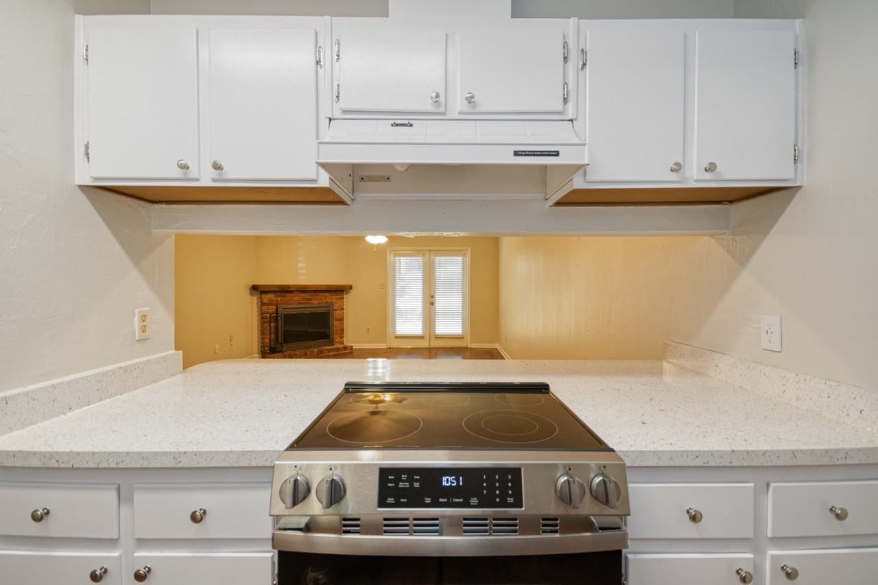 1338 Cherry St #5 - Photo 2 of 23