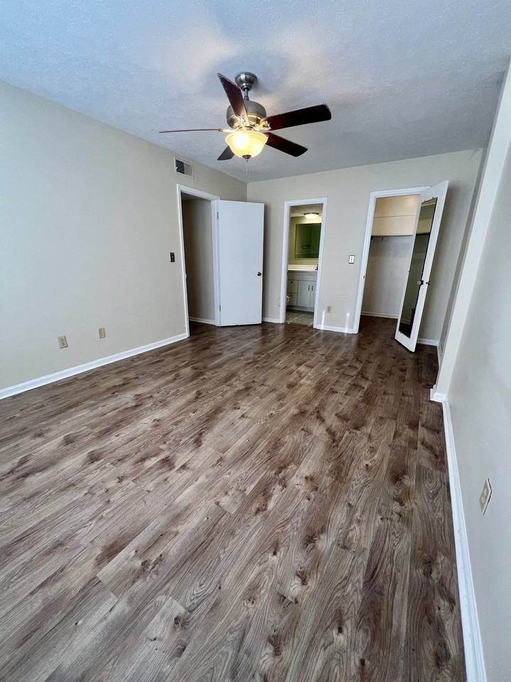 427 6th Ave W Holly Crest A5 #A5 - Photo 5 of 12