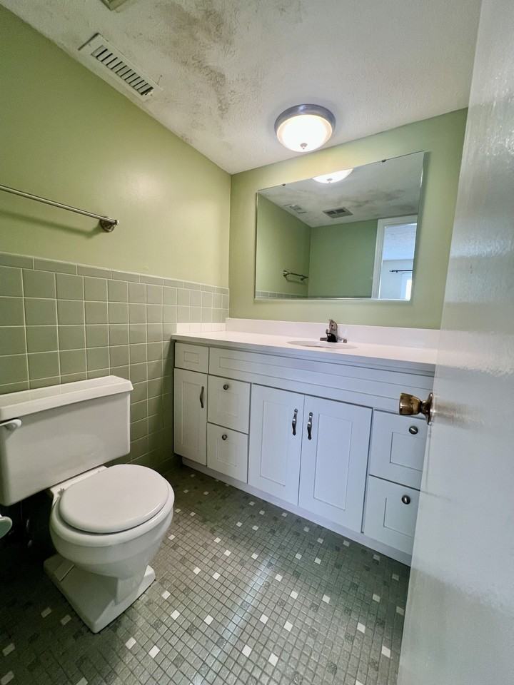 427 6th Ave W Holly Crest A5 #A5 - Photo 6 of 12