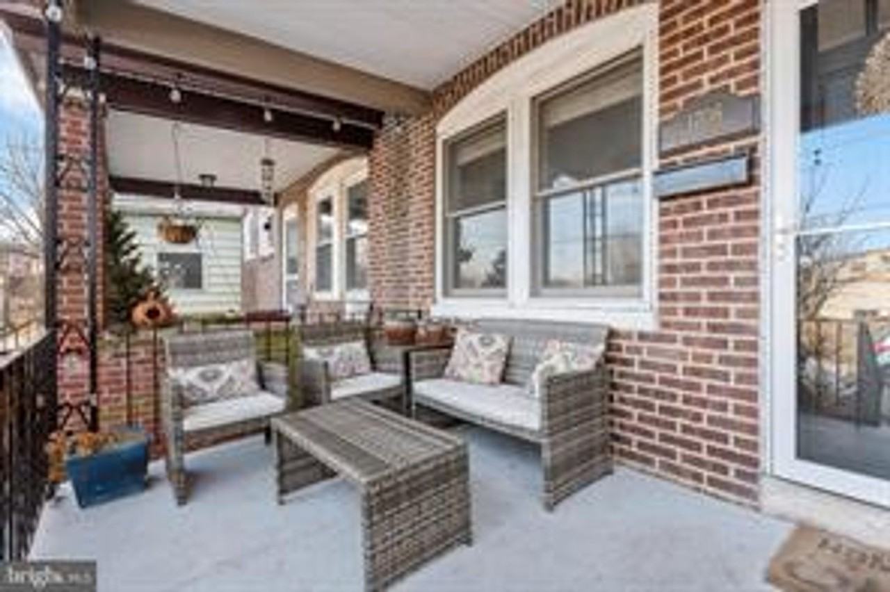 1706 W 14th St - Photo 2 of 9