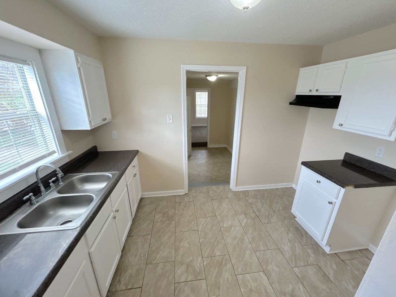 4376 Willow Rd - Photo 2 of 17