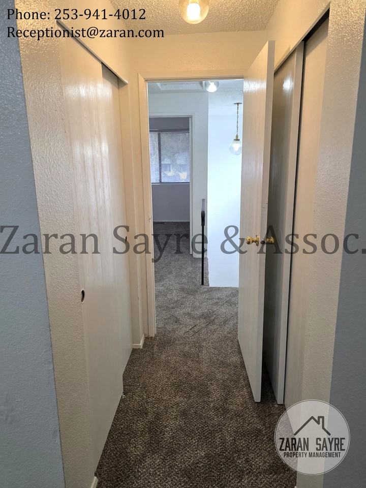 33039/33041 22nd Place S - Photo 2 of 17