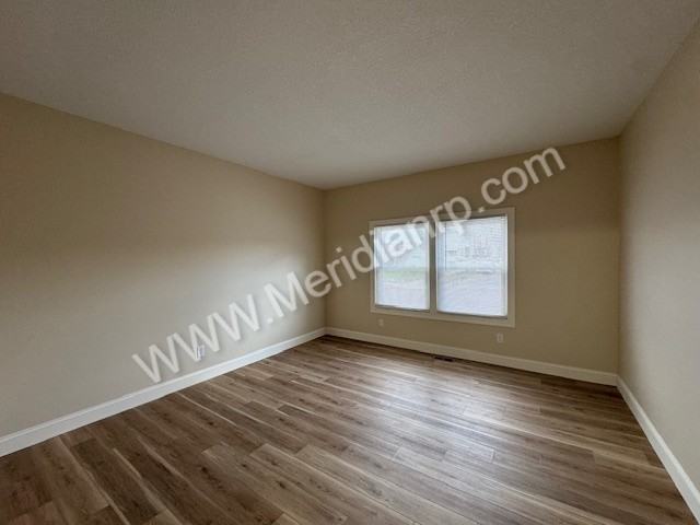 739 W 4th St #1 - Photo 2 of 14