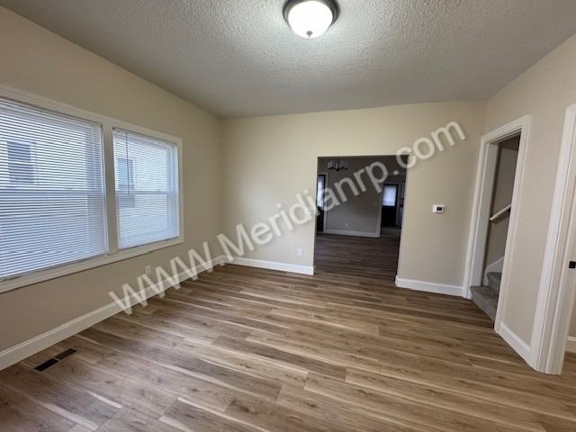 739 W 4th St #1 - Photo 3 of 14