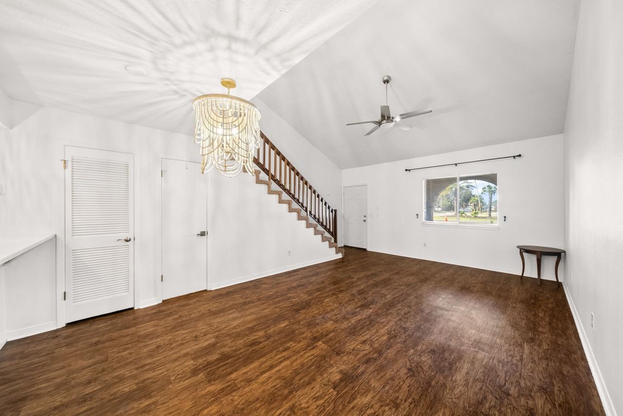 6504 N Lagoon Dr #1 - Photo 7 of 26