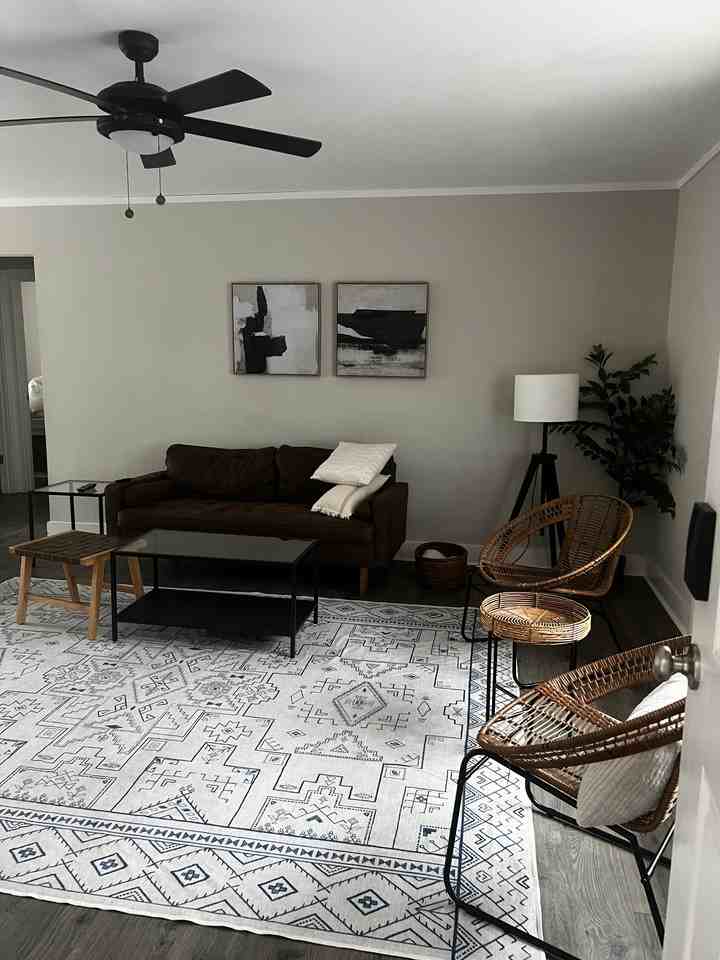 503 Longleaf Rd #1B - Photo 2 of 8