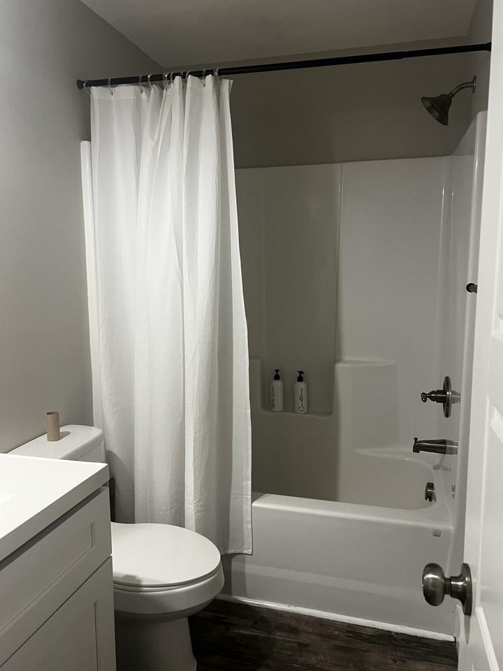 503 Longleaf Rd #1B - Photo 7 of 8