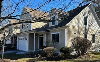 featured image of 11 Pine Holw #1