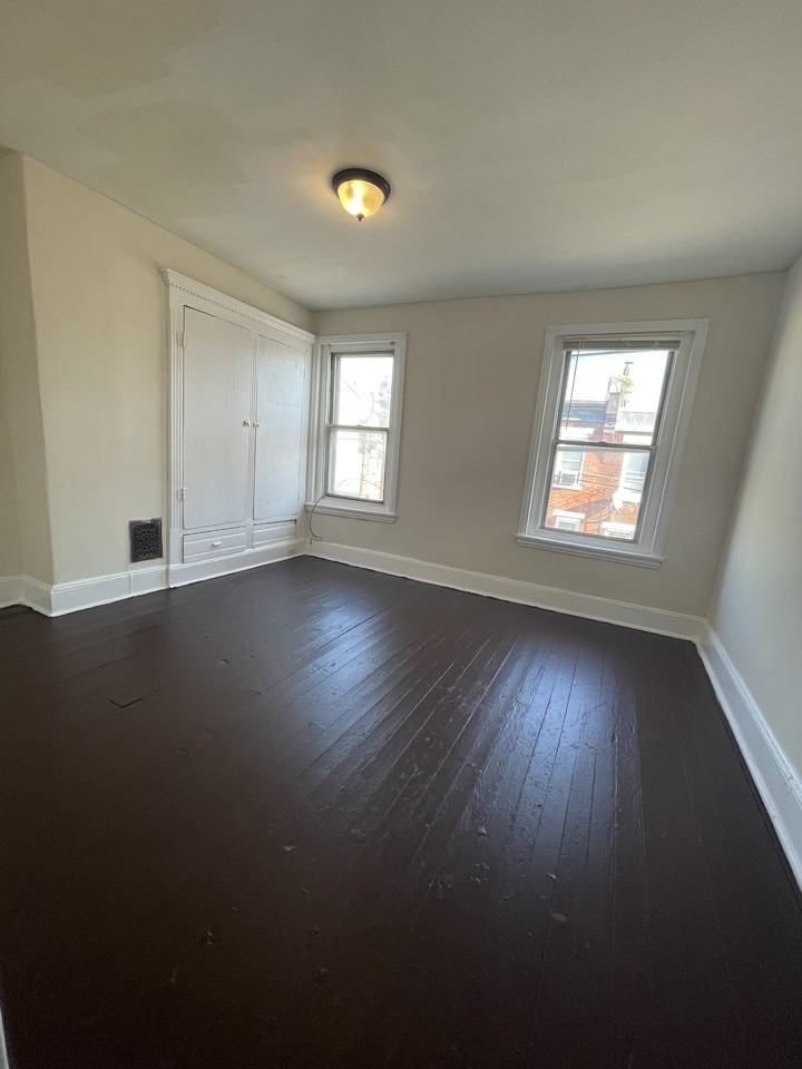 3430 N Lee St #1 - Photo 6 of 14