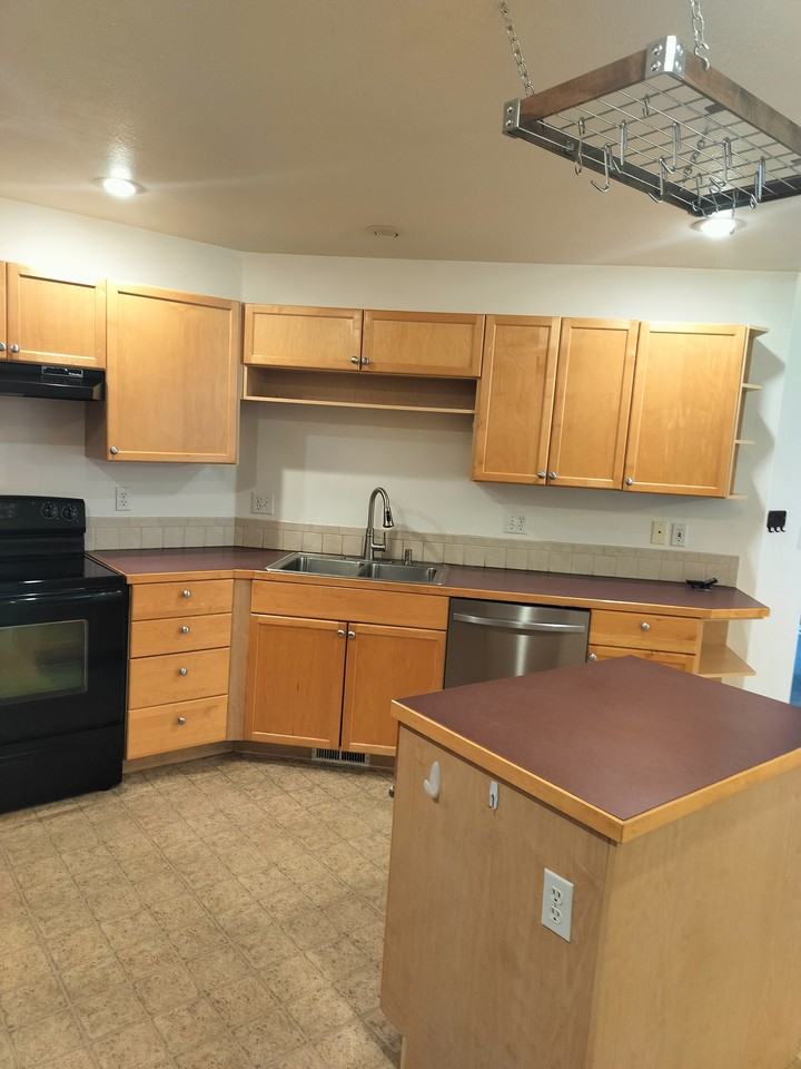 1415 Chelsey Cir - Photo 5 of 50