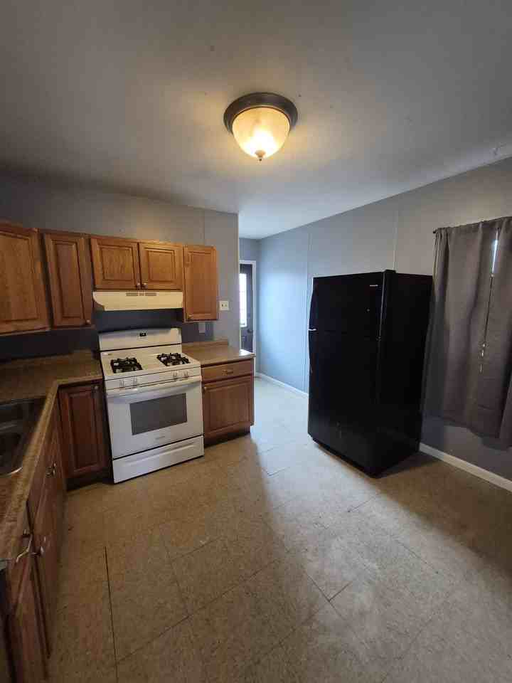 9611 Winkler Dr #1 - Photo 5 of 19