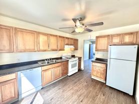 Mari Lee - Photo 1 of 1