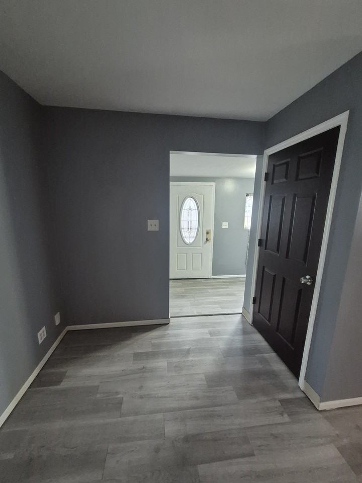 408 Saint Louis Pl #1 - Photo 2 of 43