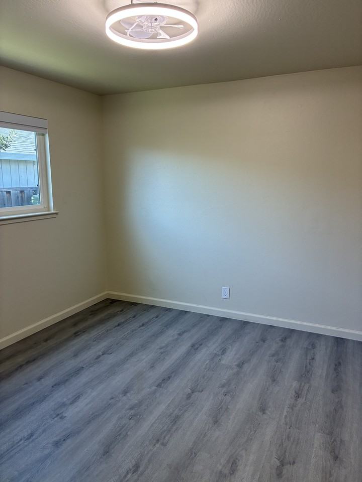 36920 Mulberry St #C - Photo 5 of 8