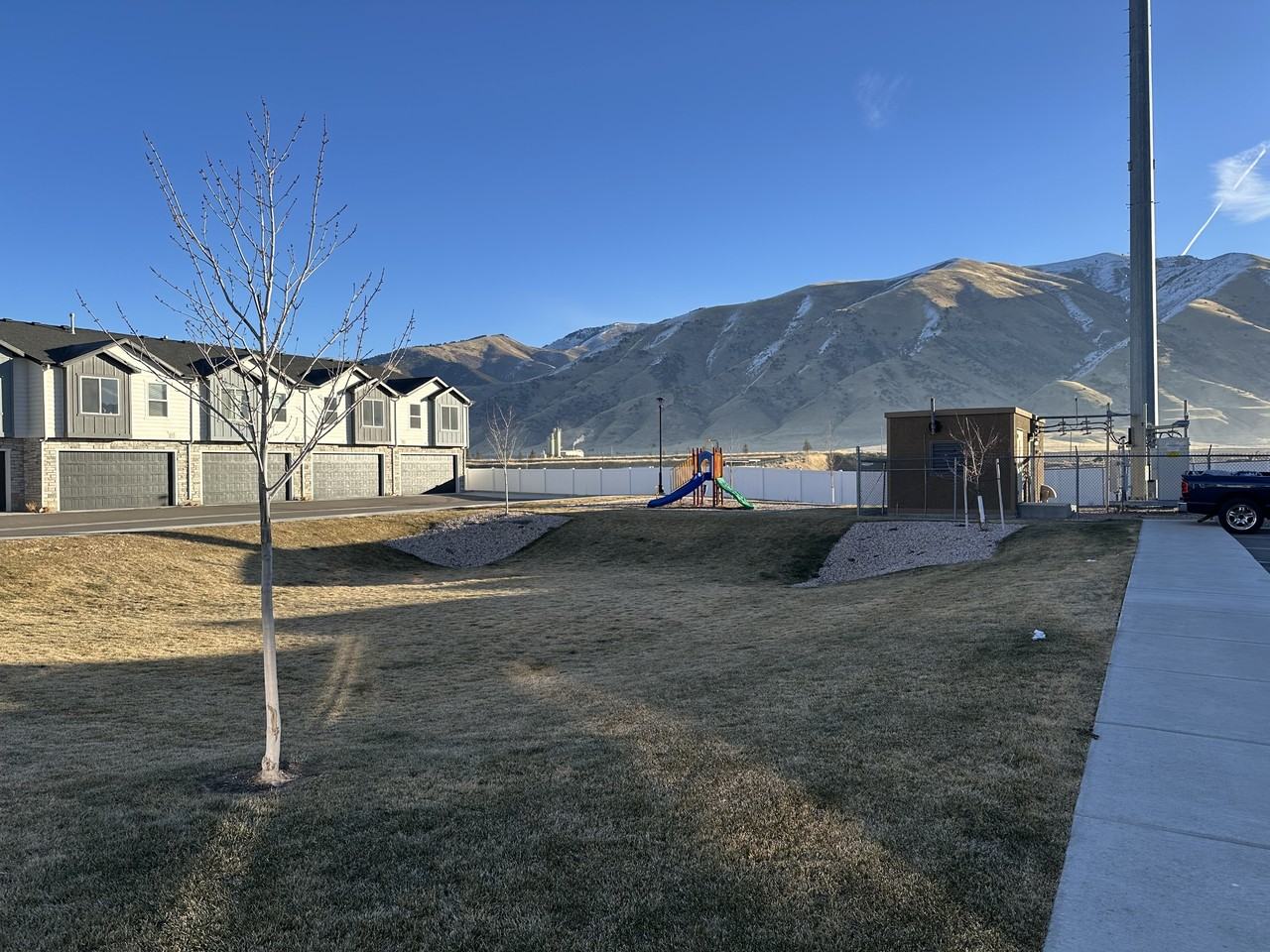 852 E 250 N #1 - Photo 4 of 19