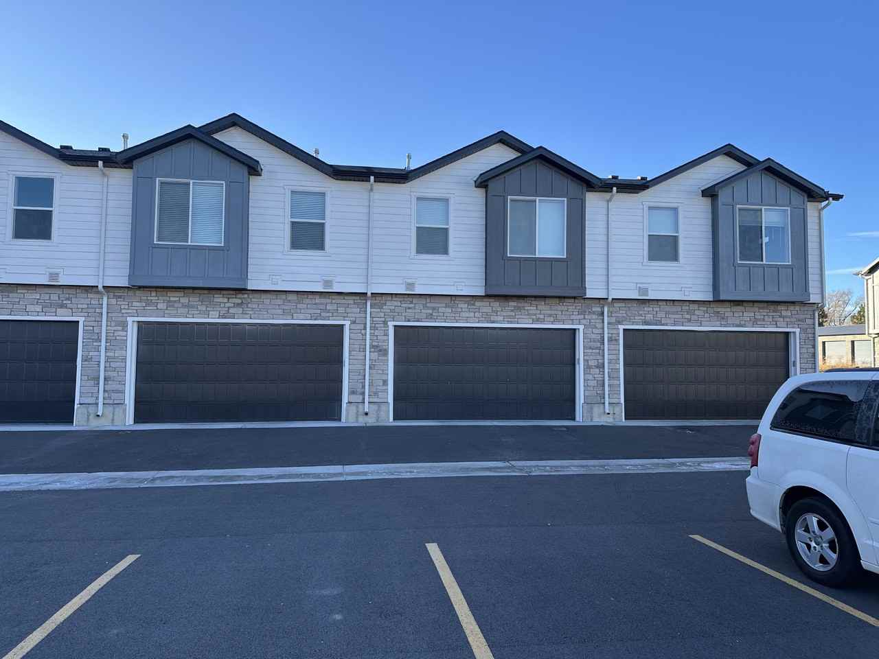 852 E 250 N #1 - Photo 5 of 19