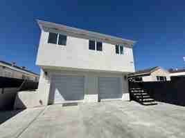 featured image of 439 Newland St #439