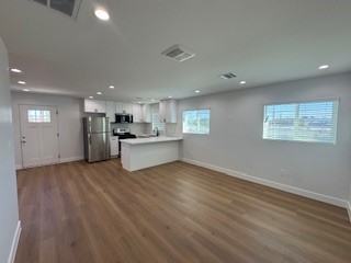 439 Newland St #439 - Photo 2 of 8