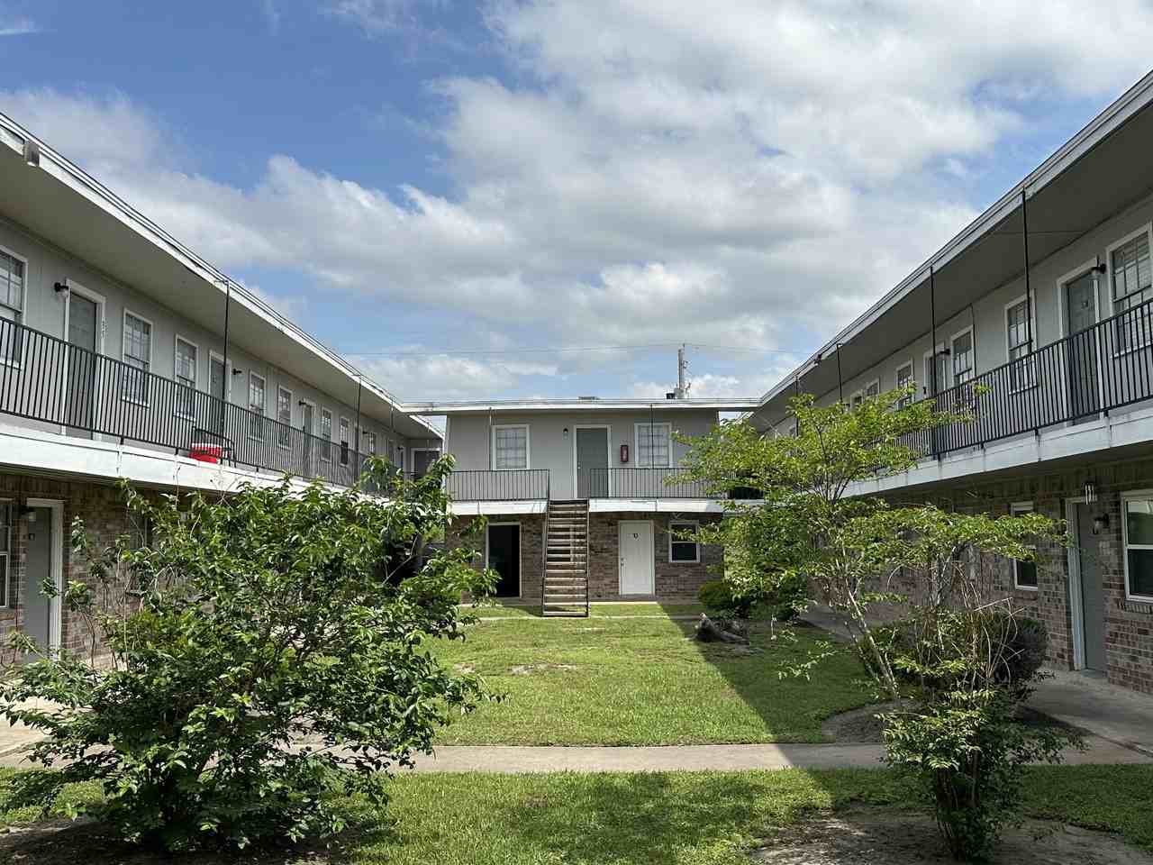 105 Cemetery Road214 #214 - Photo 2 of 3