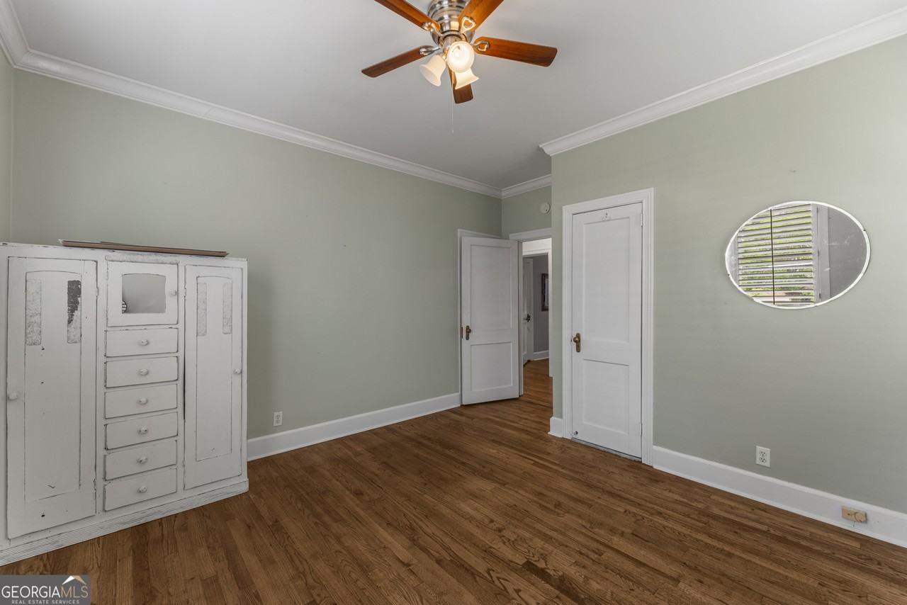 603 Piney Woods Dr #1 - Photo 5 of 17