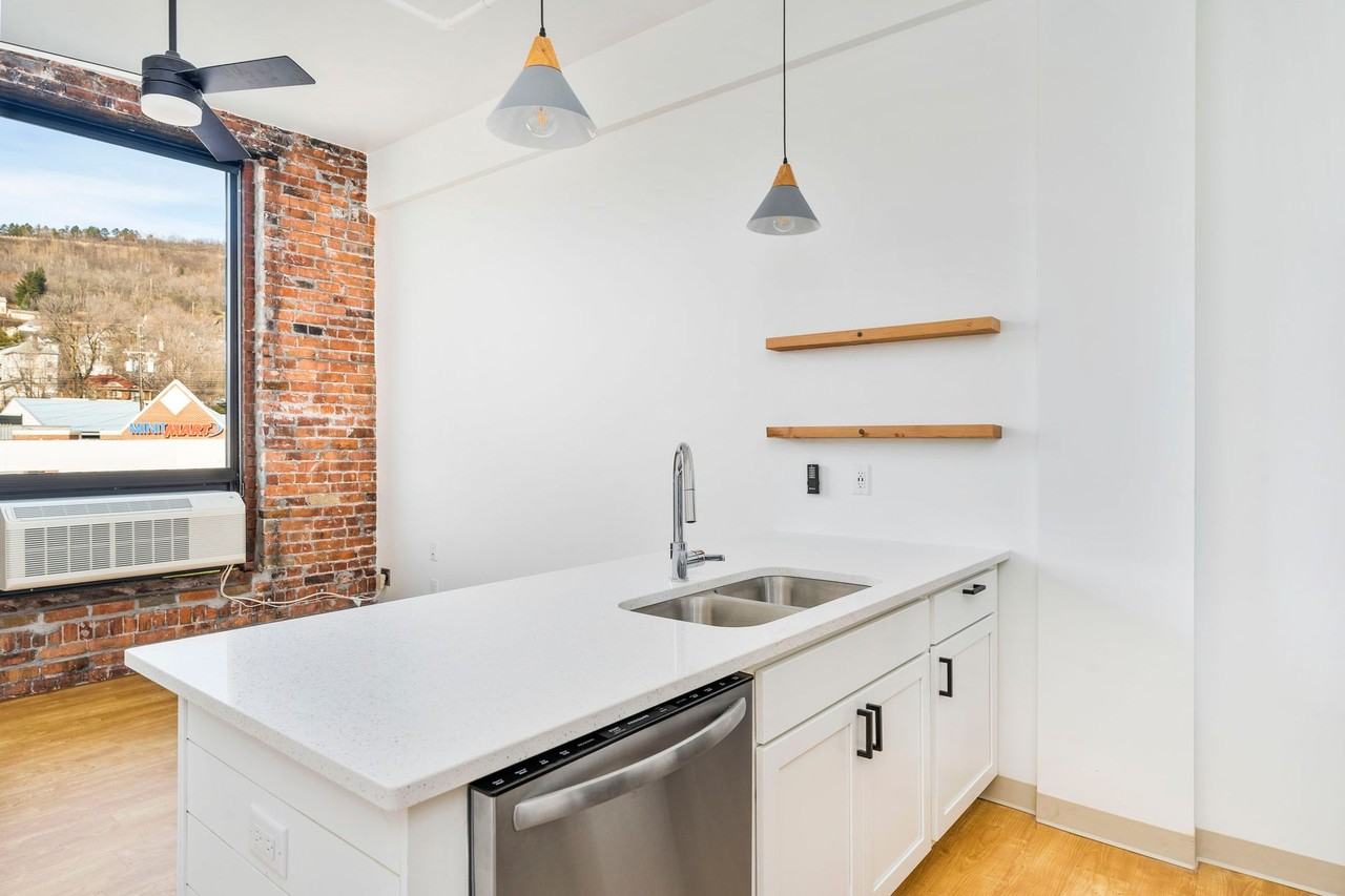 Enger Lofts - Photo 5 of 21