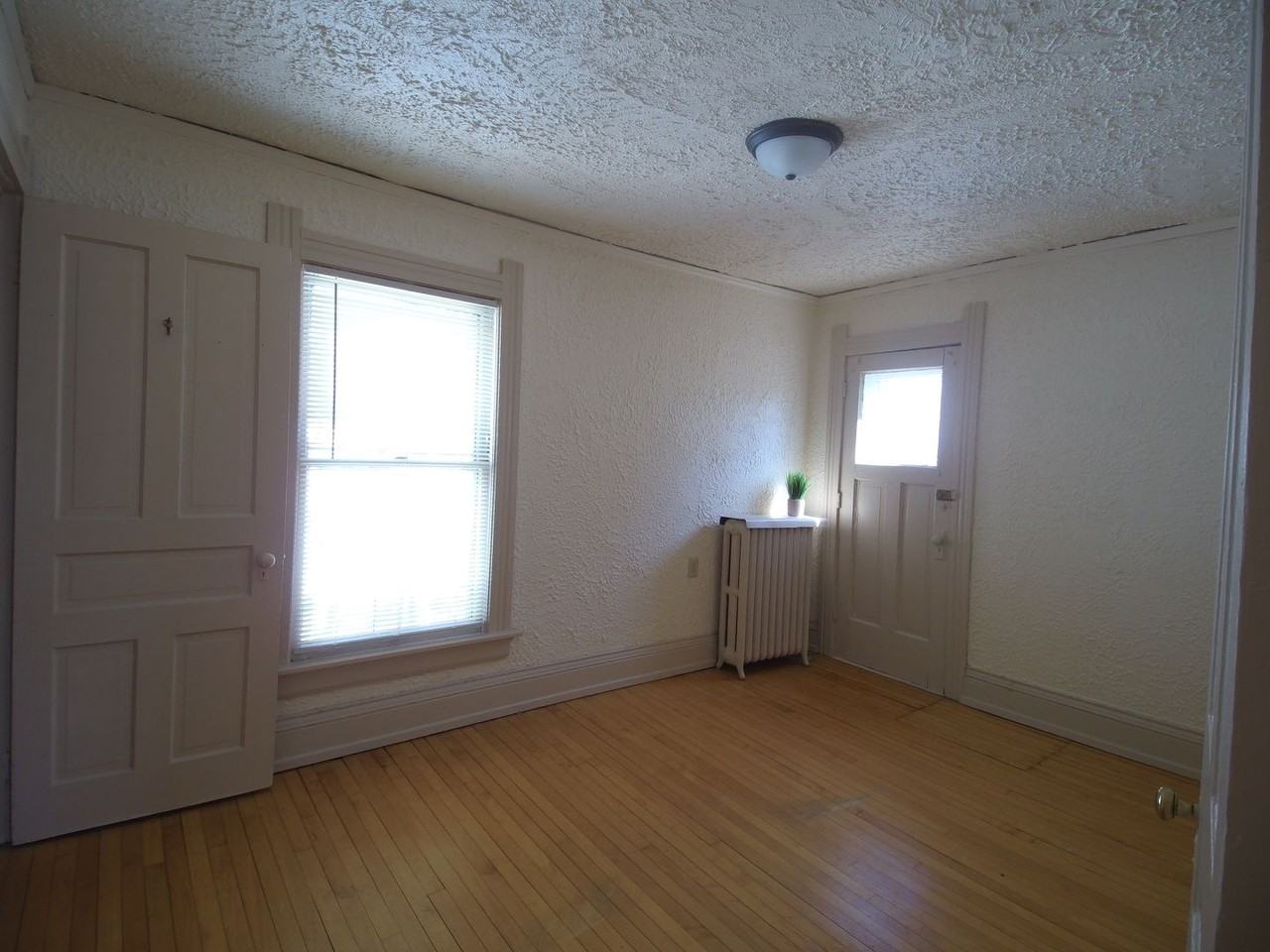 Ivanhoe House - Photo 5 of 8