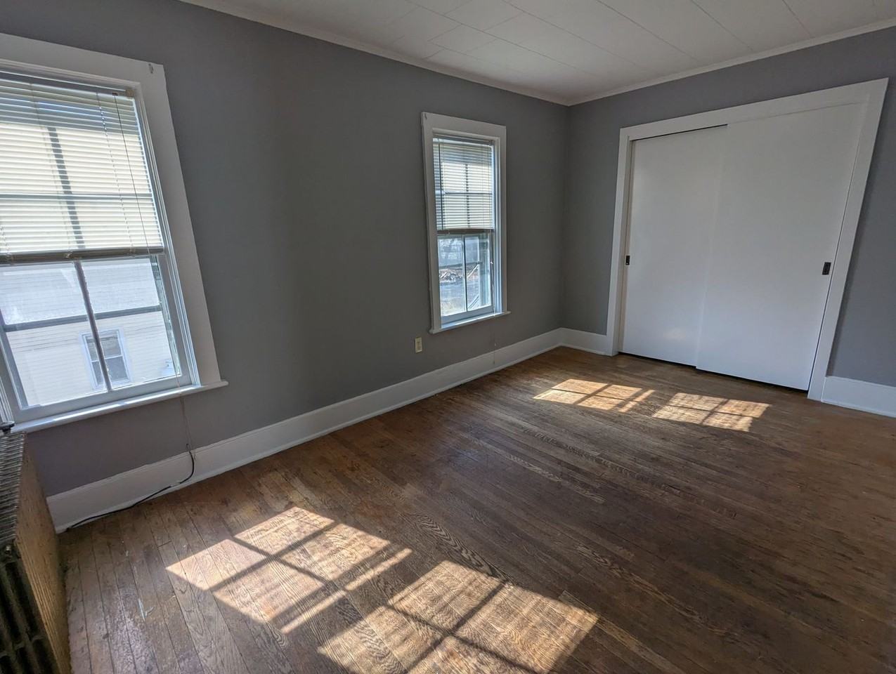 31 Central Ave - Photo 5 of 26