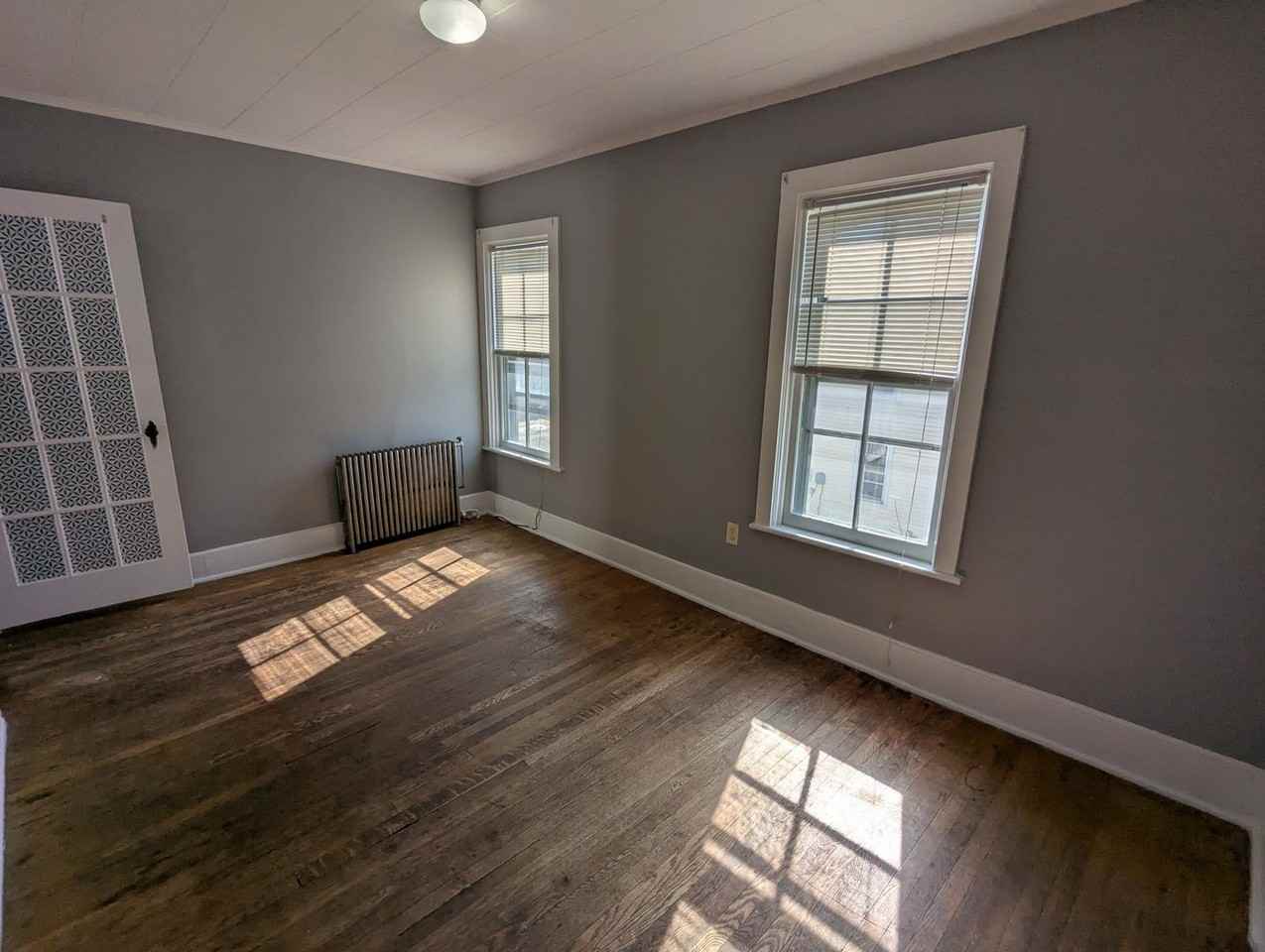 31 Central Ave - Photo 6 of 26