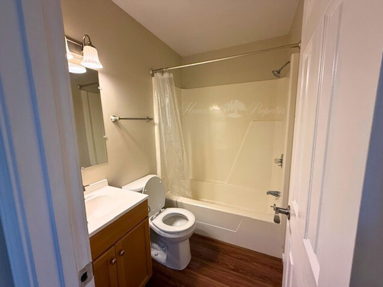 1 Bed 1 Bath on Lemay Dr - Photo 7 of 8