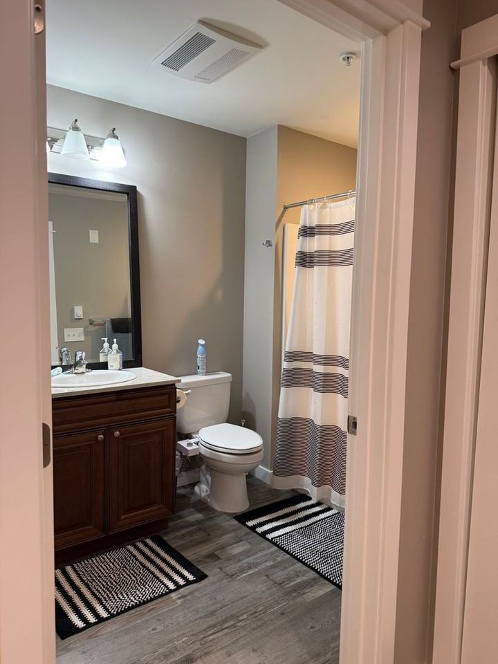 Fairhaven Harbor Apartments - Photo 5 of 8