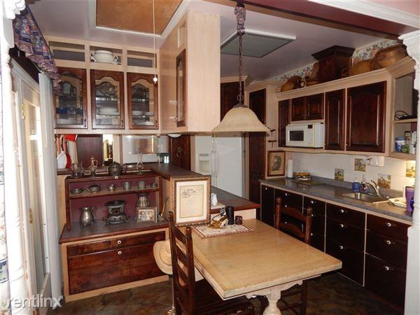 621 S 5th St - Photo 3 of 13